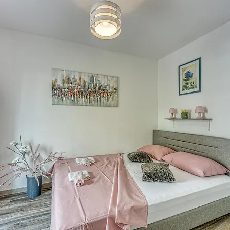 Apartment Sea Breeze - Happy Makarska