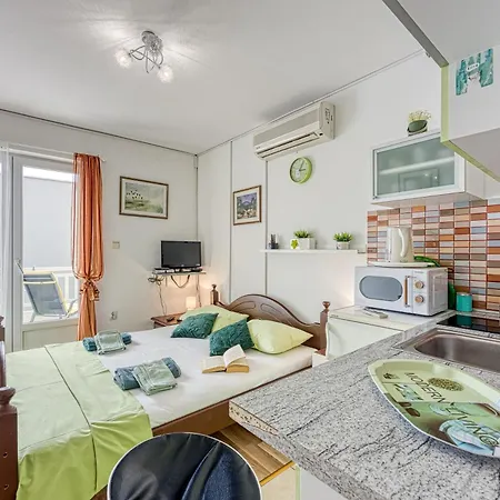 Sea Breeze - Happy Apartment