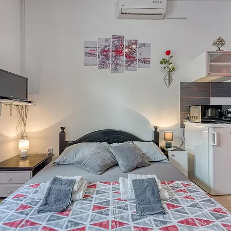 Apartment Sea Breeze - Happy Makarska